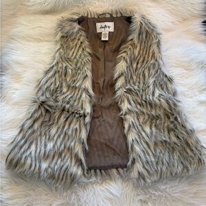 Daytrip Faux Fur Vest in Brown and Gray